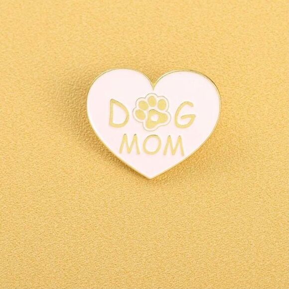 Dog Mom Pink Heart Pin - Picture 2 of 4
